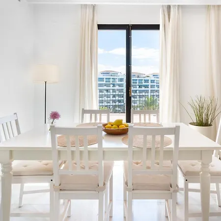 Jardines Puerto Banus - Elegance And Comfort In Marbellas Heart Apartment Marbella