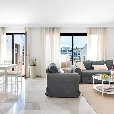 Apartment Jardines Puerto Banus - Elegance And Comfort In Marbellas Heart