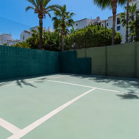 Jardines Puerto Banus - Elegance And Comfort In Marbellas Heart Apartment *