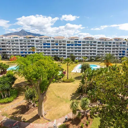 Apartment Jardines Puerto Banus - Elegance And Comfort In Marbellas Heart Marbella