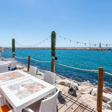 Apartment Jardines Puerto Banus - Elegance And Comfort In Marbellas Heart